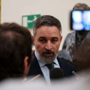 Abascal responde al Papa y califica de "invención" su preocupación por la deriva ultra en España
