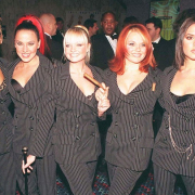 Se iba a rodar en Barcelona, pero no obtuvo los permisos: la intrahistoria del videoclip más icónico de las Spice Girls