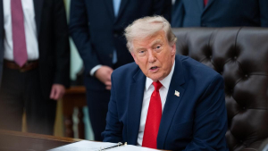Trump anuncia un acuerdo para “el desarme total” de Hamás, que el grupo condiciona a la retirada de Israel de Gaza