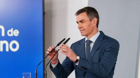 Sánchez cierra el curso sin decreto de vivienda y centrado en un septiembre de alto voltaje