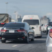 Nuevas normas de tráfico en 2026: cambios confusos que afectarán la movilidad urbana y tu día a día