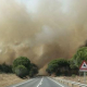 El incendio de Almorox (Toledo) llega a Madrid y obliga a evacuar a la población de dos urbanizaciones