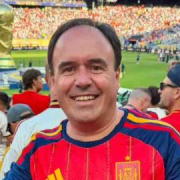Miguel Galán, que ya denunció a Rubiales, pide el cese de la jefa de Gabinete de la RFEF por regalar entradas al Pérez Llorca Miguel Galán, que ya denunció a Rubiales, pide el cese de la jefa de Gabinete de la RFEF por regalar entradas al Pérez Llorca