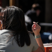 ENCUESTA: ¿Estás de acuerdo con prohibir fumar en las terrazas? ENCUESTA: ¿Estás de acuerdo con prohibir fumar en las terrazas?