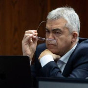 Autorizan a la UCO a ampliar la investigación a Santos Cerdán y analizar cuentas bancarias de su familia