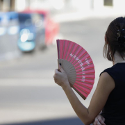 El calor intenso vuelve a Madrid: miércoles con hasta 37 grados de máxima El calor intenso vuelve a Madrid: miércoles con hasta 37 grados de máxima