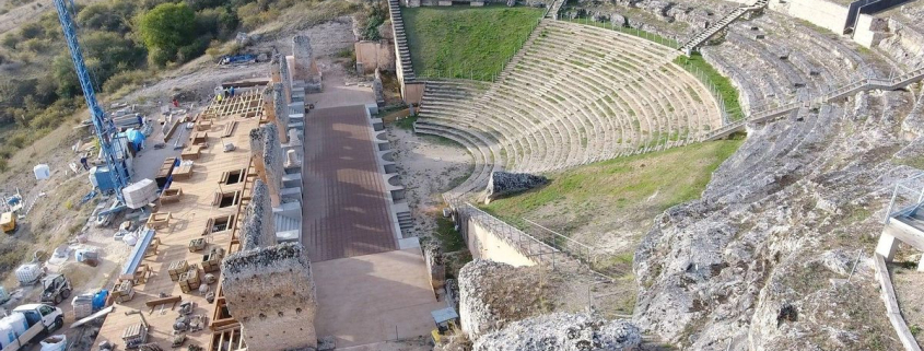 Clunia Sulpicia: el laberinto de agua que duerme bajo el gran teatro romano de Burgos