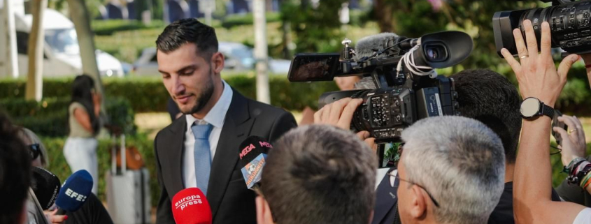 El futbolista Rafa Mir, condenado por agresión sexual, cedido al Aris de Salónica con el permiso de la Audiencia de Valencia