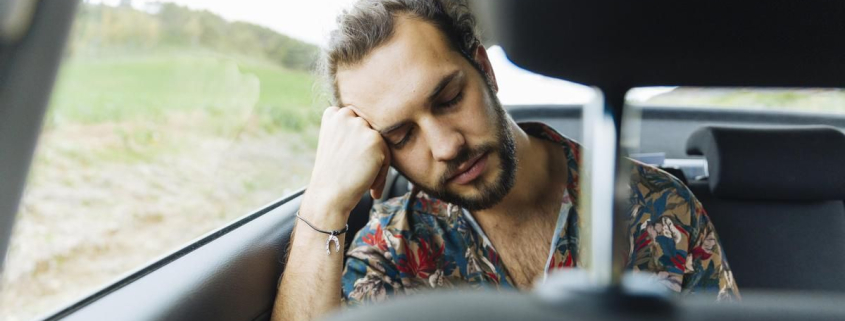 El efecto imprevisto de los coches eléctricos: ¿Provocan más mareos a los pasajeros?