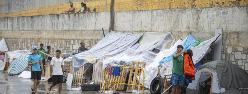 Marruecos pide a España que devuelva a los migrantes que cruzaron a Ceuta así como a los muertos
