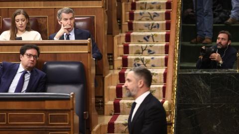 Feijóo corteja a los amigos internacionales de Abascal