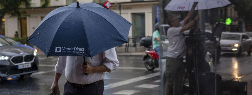 Las lluvias regresan este lunes a Madrid y provocan un notable descenso de las temperaturas