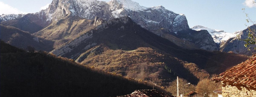 Ponga, el rincón de Asturias donde bosques, desfiladeros y pueblos de montaña conservan un paisaje casi intacto