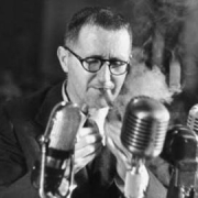 Bertolt Brecht: perseguido por Hitler, interrogado en Estados Unidos y revolucionario del teatro Bertolt Brecht: perseguido por Hitler, interrogado en Estados Unidos y revolucionario del teatro