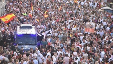 Ceuta se echa a la calle para exigir medidas ante la crisis migratoria