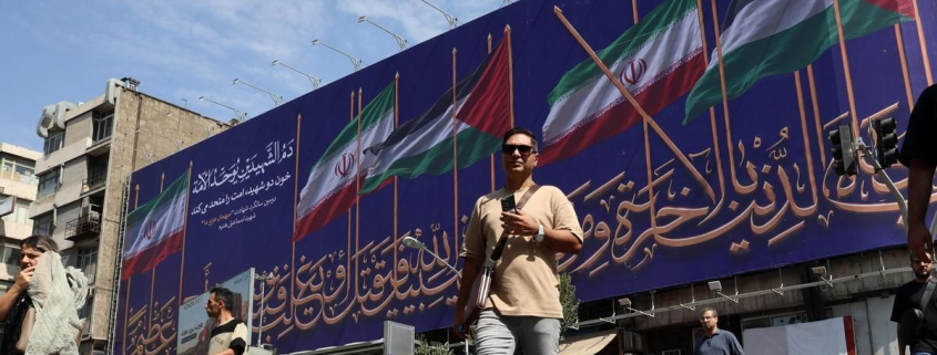 Irán advierte de que considerará "enemigo" a los países que se unan a la "guerra económica" de EEUU