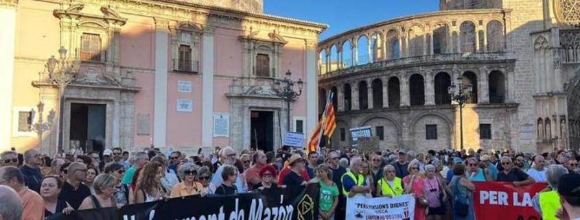 Una nueva concentración contra Mazón por la dana en Valencia exige a la justicia que actúe con contundencia