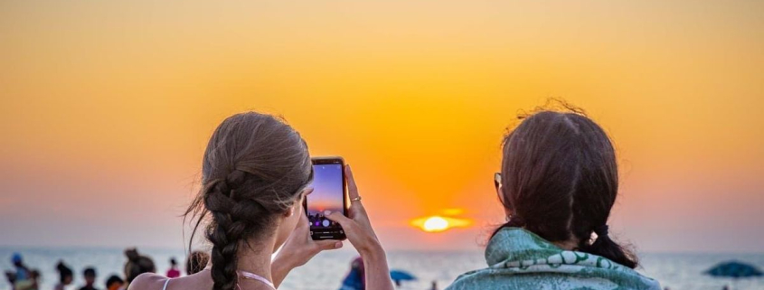 El eclipse dispara la movilidad: cómo evitar verlo en un atasco de tráfico