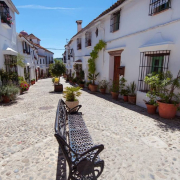Este pueblo gaditano está a punto de ver convertida una de sus calles principales en un gigante tobogán acuático Este pueblo gaditano está a punto de ver convertida una de sus calles principales en un gigante tobogán acuático