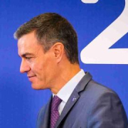 Miembros del PP se hacen eco de una foto de 2024 para alimentar el bulo sobre las vacaciones de Sánchez: "Ni escrúpulos ni vergüenza" Miembros del PP se hacen eco de una foto de 2024 para alimentar el bulo sobre las vacaciones de Sánchez: "Ni escrúpulos ni vergüenza"