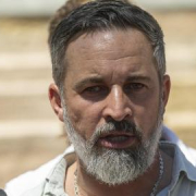 Abascal eleva el tono en Ceuta tres días después de la crisis: "Sánchez está a la cabeza de la destrucción de Europa"