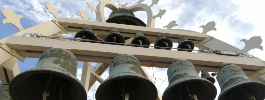 Este inmenso carillón de 49 campanas de bronce pesa casi 5.000 kilos, fue construido en Países Bajos e inaugurado hace 50 años