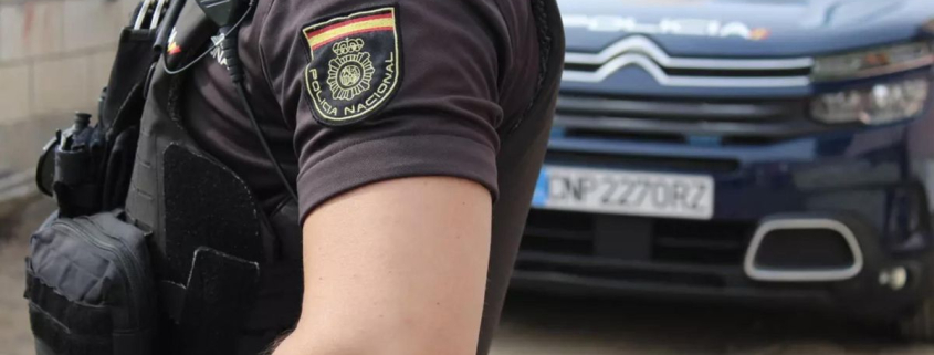 Los testigos y los vídeos apuntan a varios policías por agredir a un menor en Madrid: "Remataron con una patada"