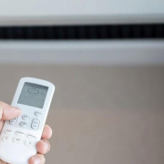Sevilla alcanza mínimas de 30 grados en plena madrugada, "una de las 5 noches más calurosas" de los últimos 75 años