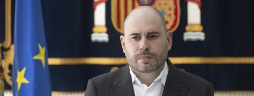 El delegado del Gobierno en Ceuta descarta dimitir y asegura que no conoció el aviso del CNI a su gabinete