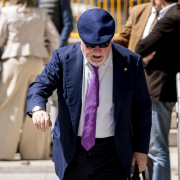 Villarejo, a Cospedal: "Hacéis policía nacional al chófer de Bárcenas y ya no puede hablar" Villarejo, a Cospedal: "Hacéis policía nacional al chófer de Bárcenas y ya no puede hablar"