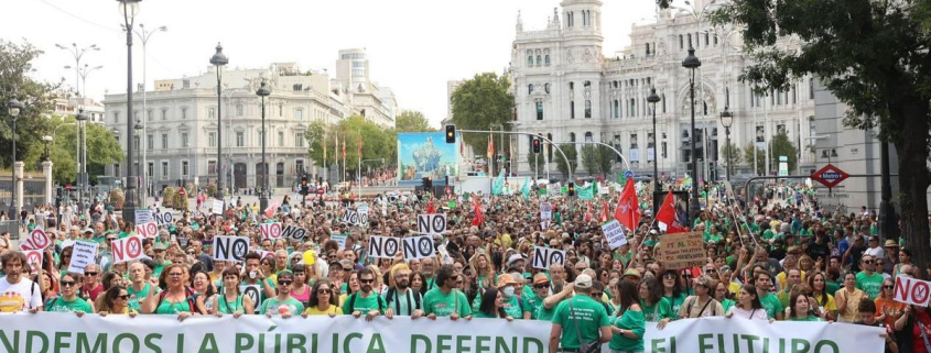 Una marea verde por la educación pública desborda Madrid y termina junto a la acampada por la vivienda en Sol: “Tenemos los mismos enemigos”