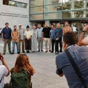 La fiscal rebaja de cinco a dos años y medio su petición de pena para los 11 activistas de Greenpeace juzgados La fiscal rebaja de cinco a dos años y medio su petición de pena para los 11 activistas de Greenpeace juzgados