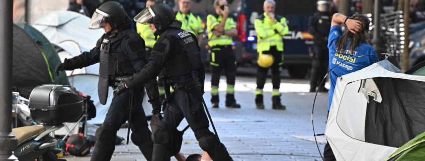 Delegación del Gobierno abre una investigación por posibles excesos policiales en el desahucio de Maricarmen