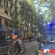 Ada Colau participa en el intento de frenar el desahucio de una vecina vulnerable de Barcelona