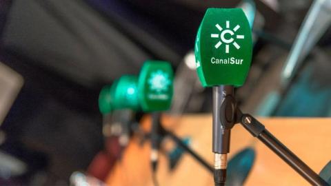Canal Sur, bajo sospecha: filtran antes de tiempo el temario de sus primeras oposiciones en dos décadas