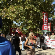 Las protestas contra la "infrafinanciación" de las universidades públicas eclipsan la apertura del curso andaluz