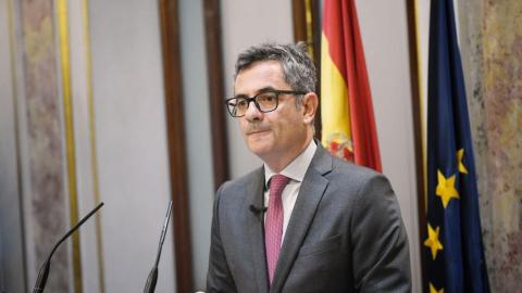 Los jueces deciden si archivan la denuncia de Bolaños contra el juez Peinado por su interrogatorio en La Moncloa