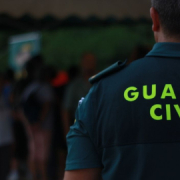 Un hombre mata a su pareja en La Campana y se entrega tras horas atrincherado en su casa Un hombre mata a su pareja en La Campana y se entrega tras horas atrincherado en su casa