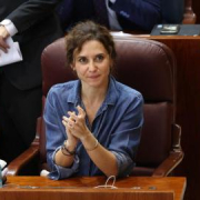 El Gobierno de Ayuso vuelve a poner a subasta el ático de Chamberí con el mismo precio pero con cambio de condiciones El Gobierno de Ayuso vuelve a poner a subasta el ático de Chamberí con el mismo precio pero con cambio de condiciones