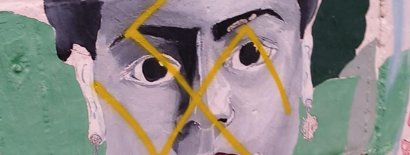 "Zona nazi": varios murales de Alcalá del Río, en Sevilla, aparecen vandalizados con símbolos fascistas
