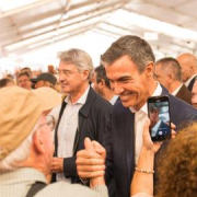 Las encuestas pesan menos que el tema de campaña para el adelanto de Sánchez Las encuestas pesan menos que el tema de campaña para el adelanto de Sánchez