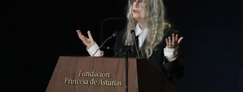 Patti Smith se lanza a cantar en los Princesa de Asturias: "Podemos ser la revolución"