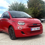 Fiat 500 Hybrid, o cuando 65 CV pueden ser suficientes Fiat 500 Hybrid, o cuando 65 CV pueden ser suficientes