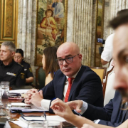 El delegado del Gobierno en Madrid rompe su silencio tras la dimisión reconociendo "errores" y dando las gracias a Sánchez El delegado del Gobierno en Madrid rompe su silencio tras la dimisión reconociendo "errores" y dando las gracias a Sánchez