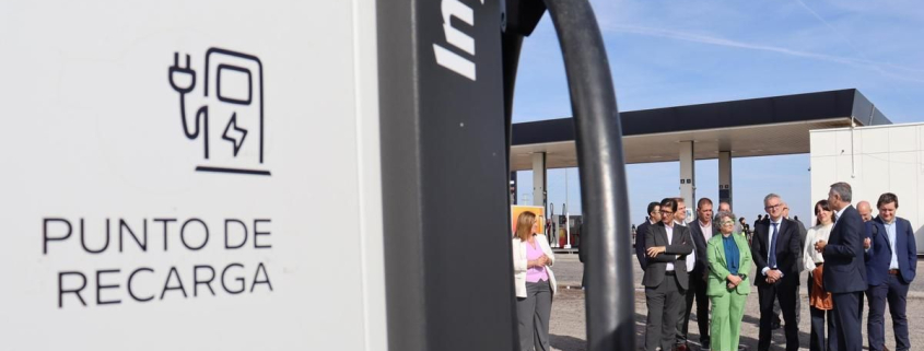 Buenas noticias para la red de recarga de vehículos eléctricos: los puntos rápidos crecen más