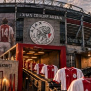 Ajax, fábrica eterna de talento en un fútbol que obliga a vender Ajax, fábrica eterna de talento en un fútbol que obliga a vender