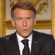Macron acusa a la "ultraizquierda" de la violencia y advierte: "Tendrán que responder por ello"