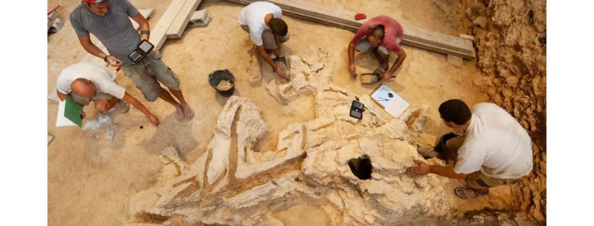 Un yacimiento de Barcelona revela que los neandertales fabricaban herramientas de madera hace 60.000 años