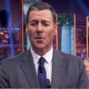 Carlos Latre se pasa de frenada en una nueva parodia de Sánchez desde 'El Hormiguero' y hasta Motos se queda sin palabras: "Ha ido a un sitio rarísimo"