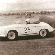 La leyenda urbana que convirtió al Porsche en el que murió James Dean en un coche maldito La leyenda urbana que convirtió al Porsche en el que murió James Dean en un coche maldito